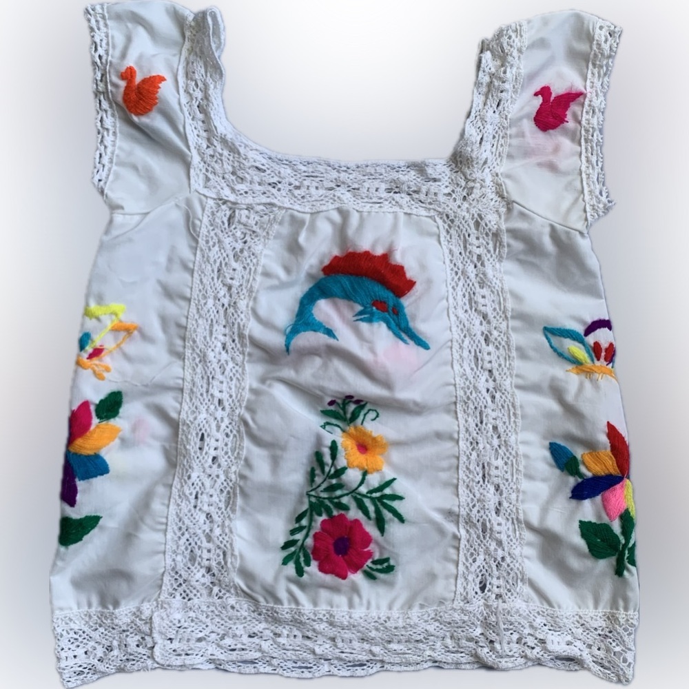 Girls Mexican 🇲🇽 Floral Embroidered handmade white shirt top | girls 3T